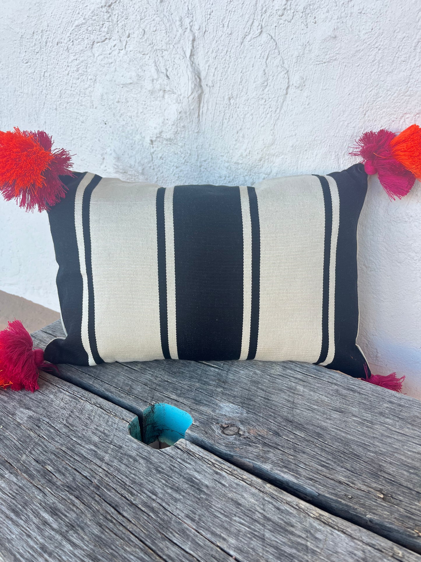 Rectangle pillowcase thin & wide lines black and white - 12” x 18”