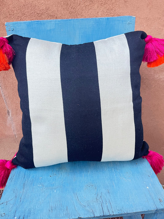 Square pillowcase - black and white 18”x18