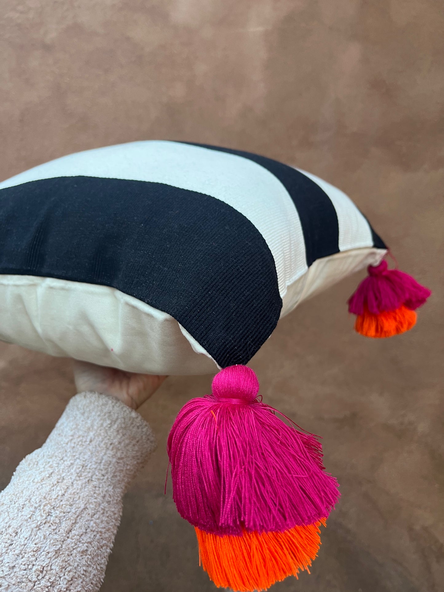 Square pillowcase - black and white 18”x18