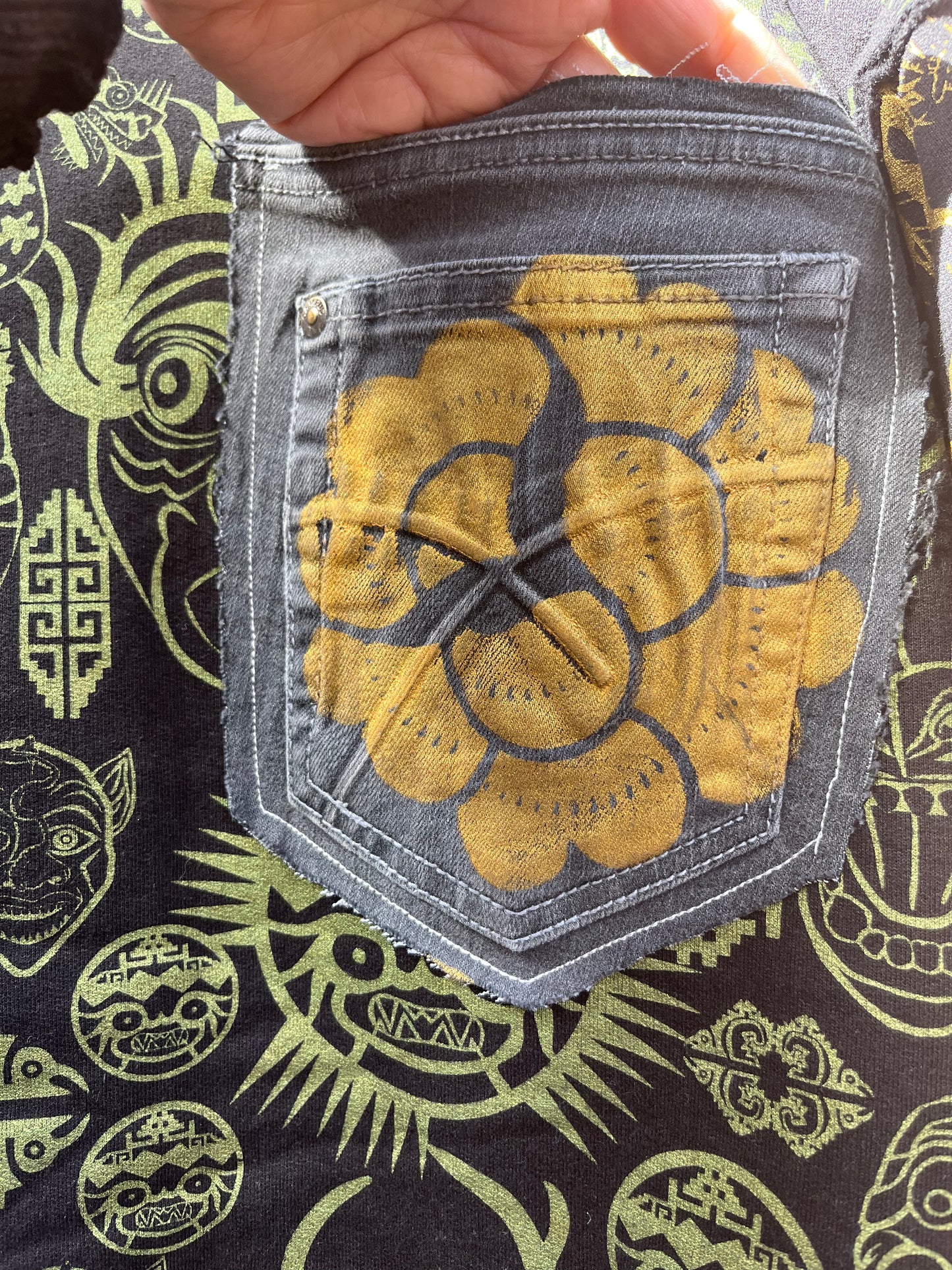 Sweatshirt ~ Screen Printed ~ XL