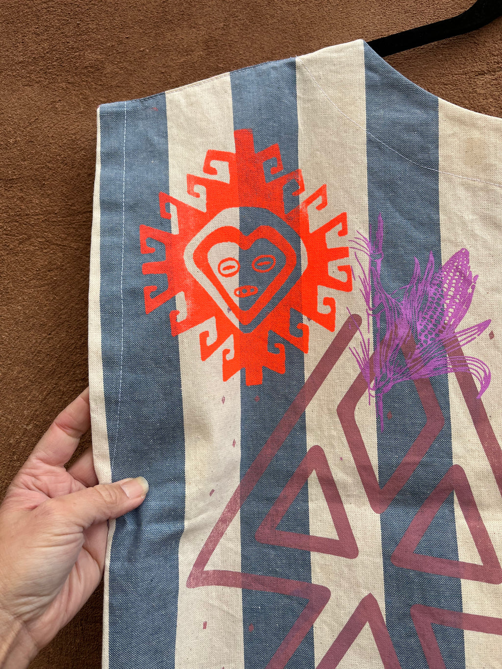 Screenprinted Box top ~ XL ~ Tocuyo ~ 100% Raw cotton