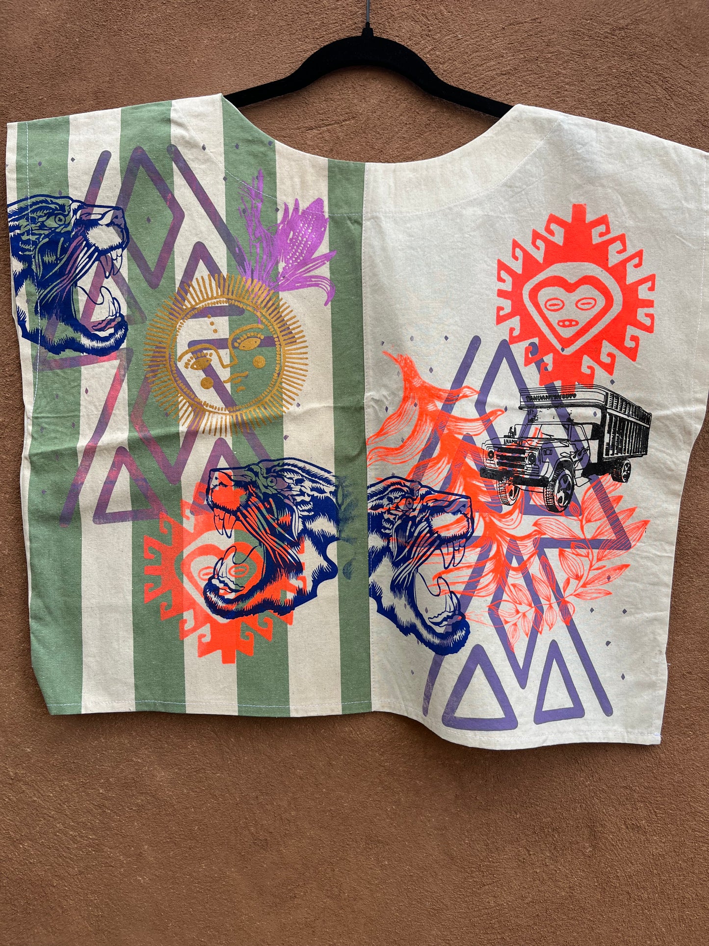 Screenprinted Box top ~ XL ~ Tocuyo ~ 100% Raw cotton