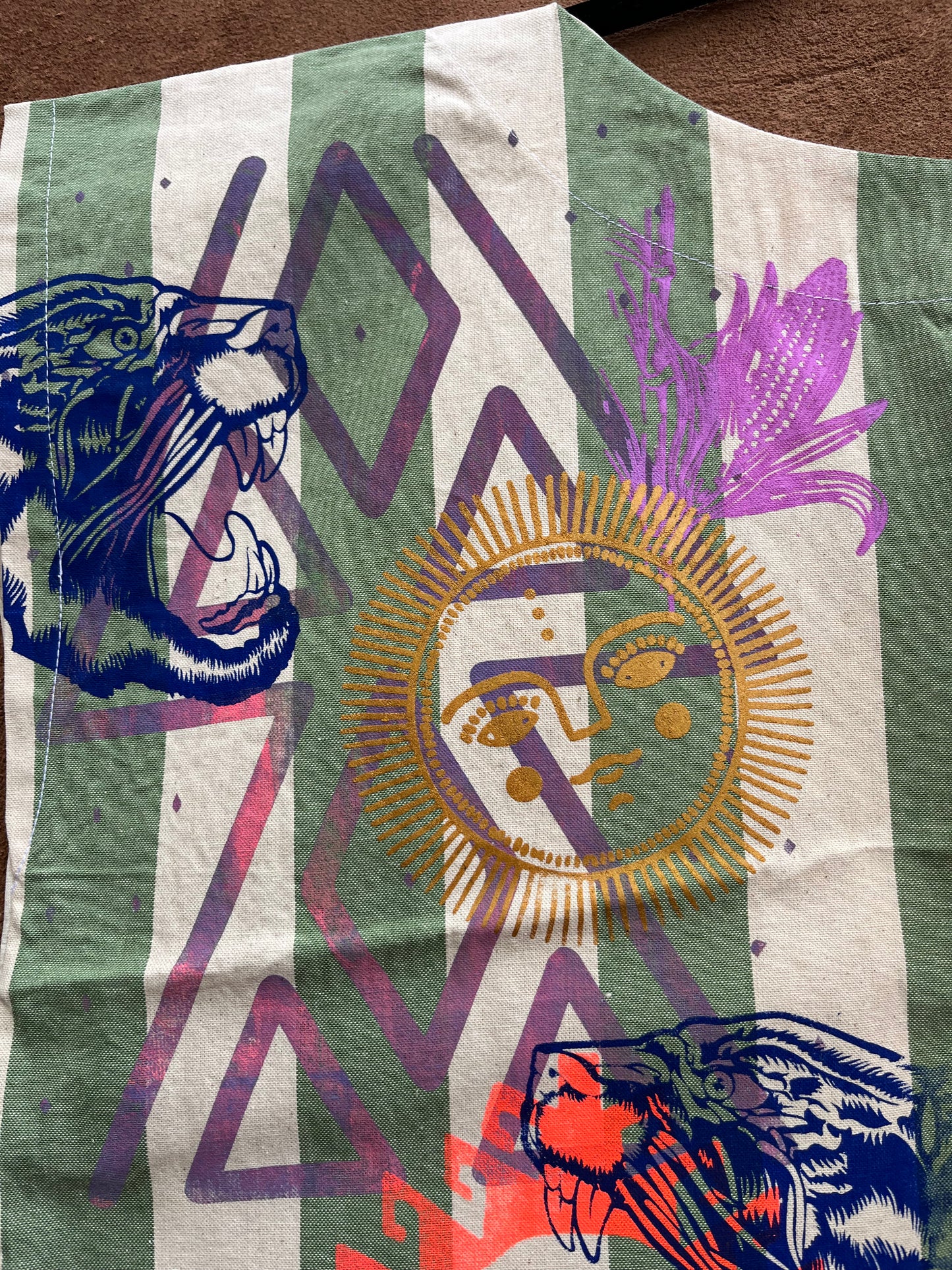 Screenprinted Box top ~ XL ~ Tocuyo ~ 100% Raw cotton