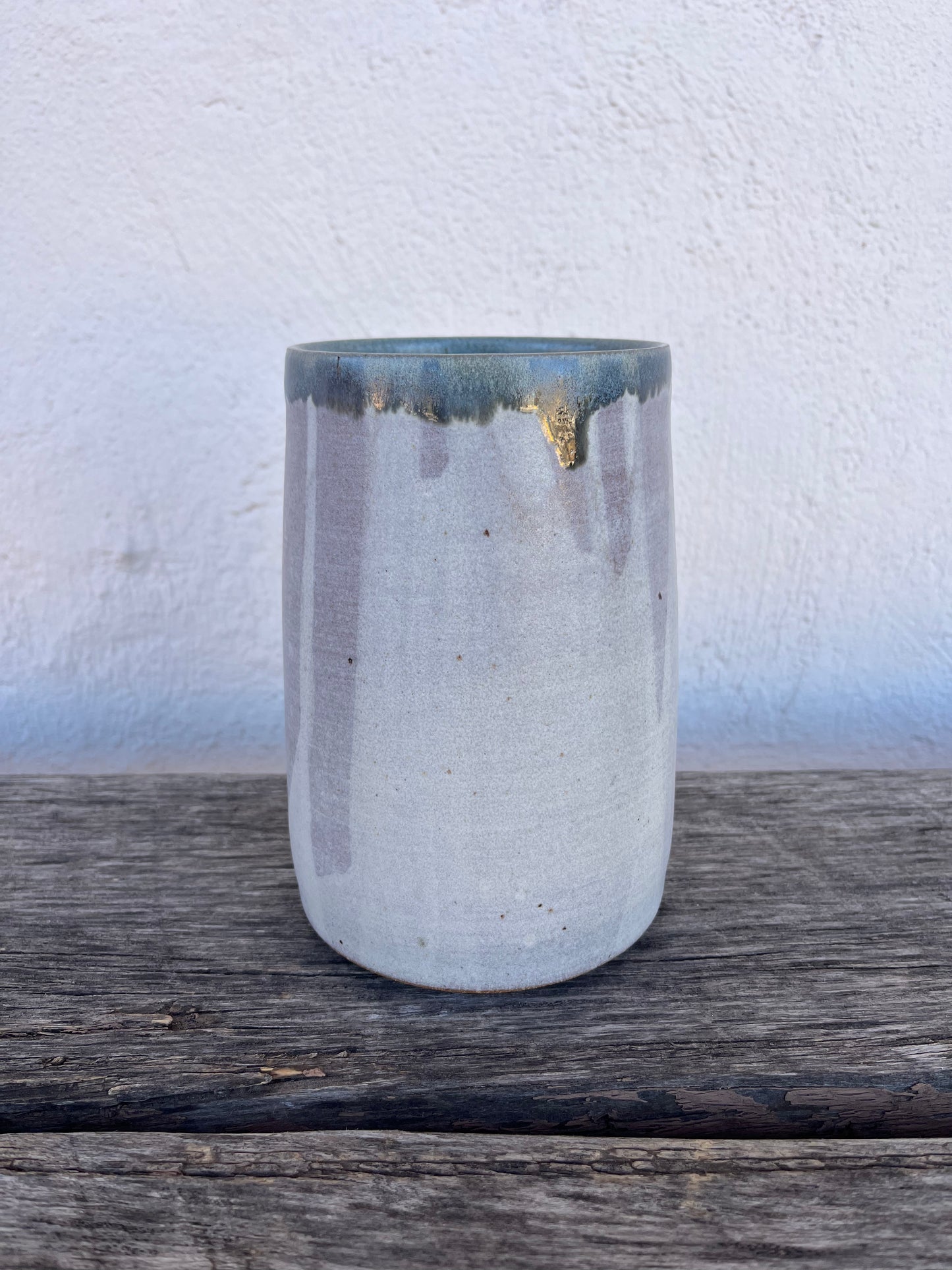 Off white vase with cobalt green interior - Stoneware