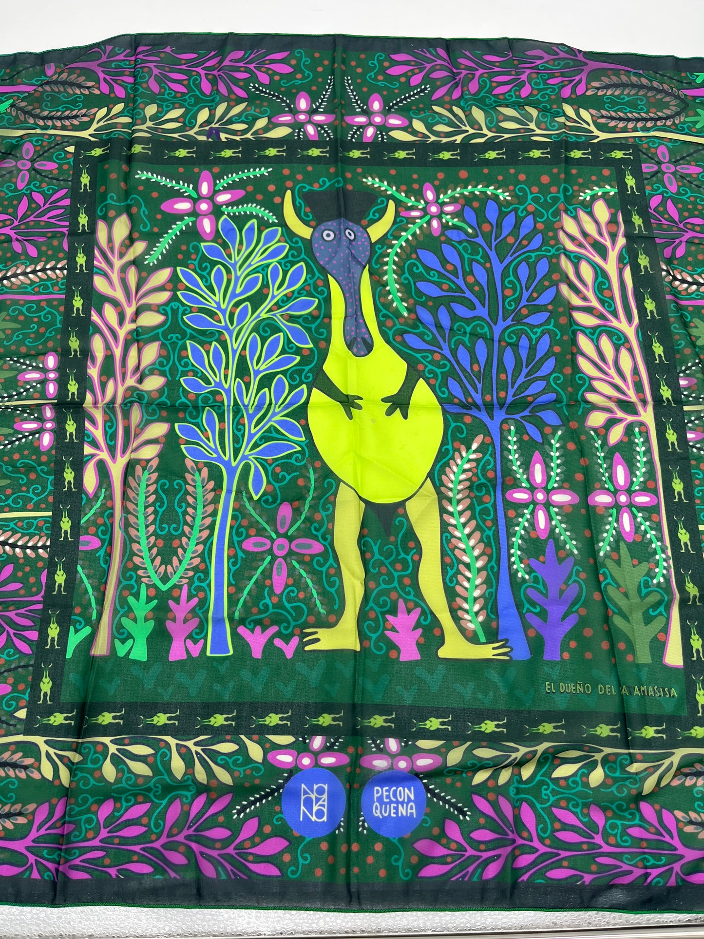 El Dueño de Amasisa ~ Scarves