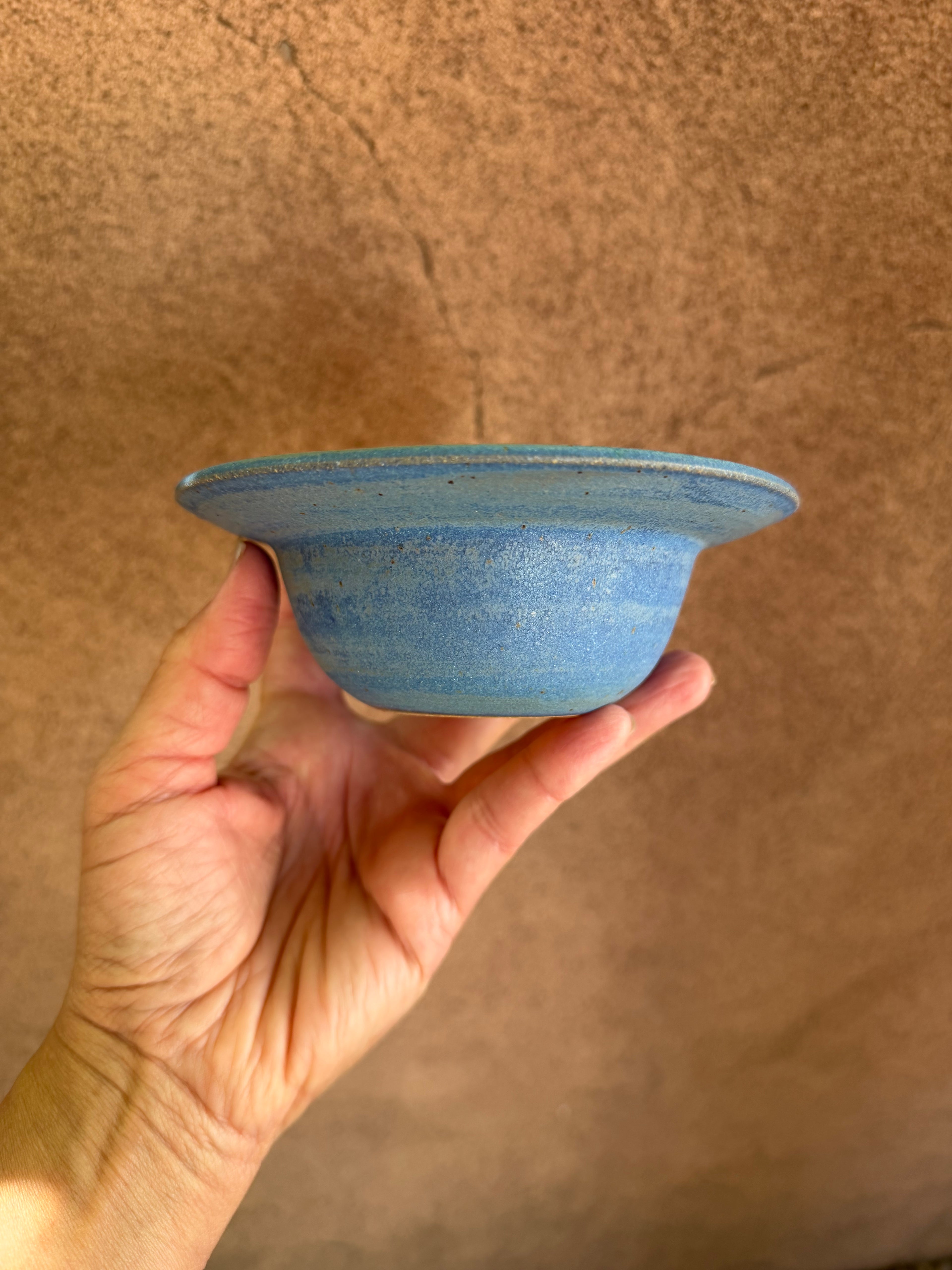 Rimmed Bowls - blue - Stoneware