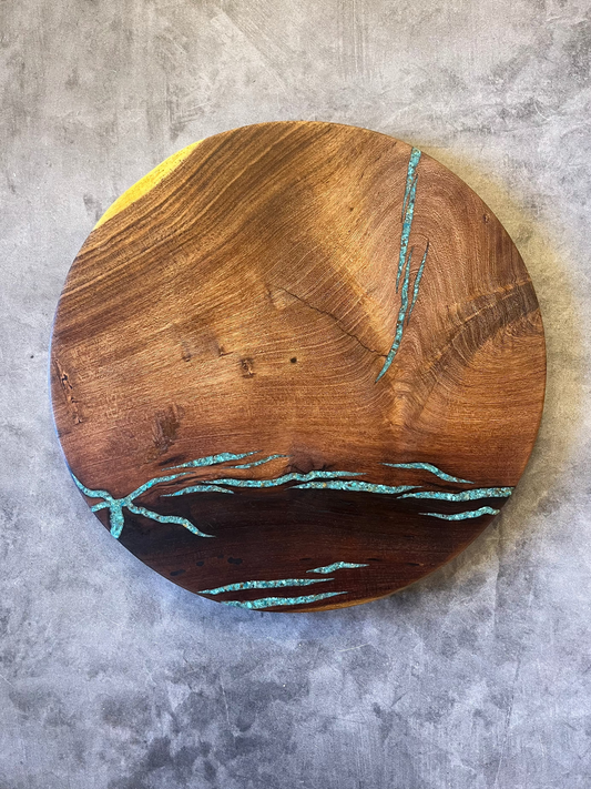 Cutting board with Kingman turquoise