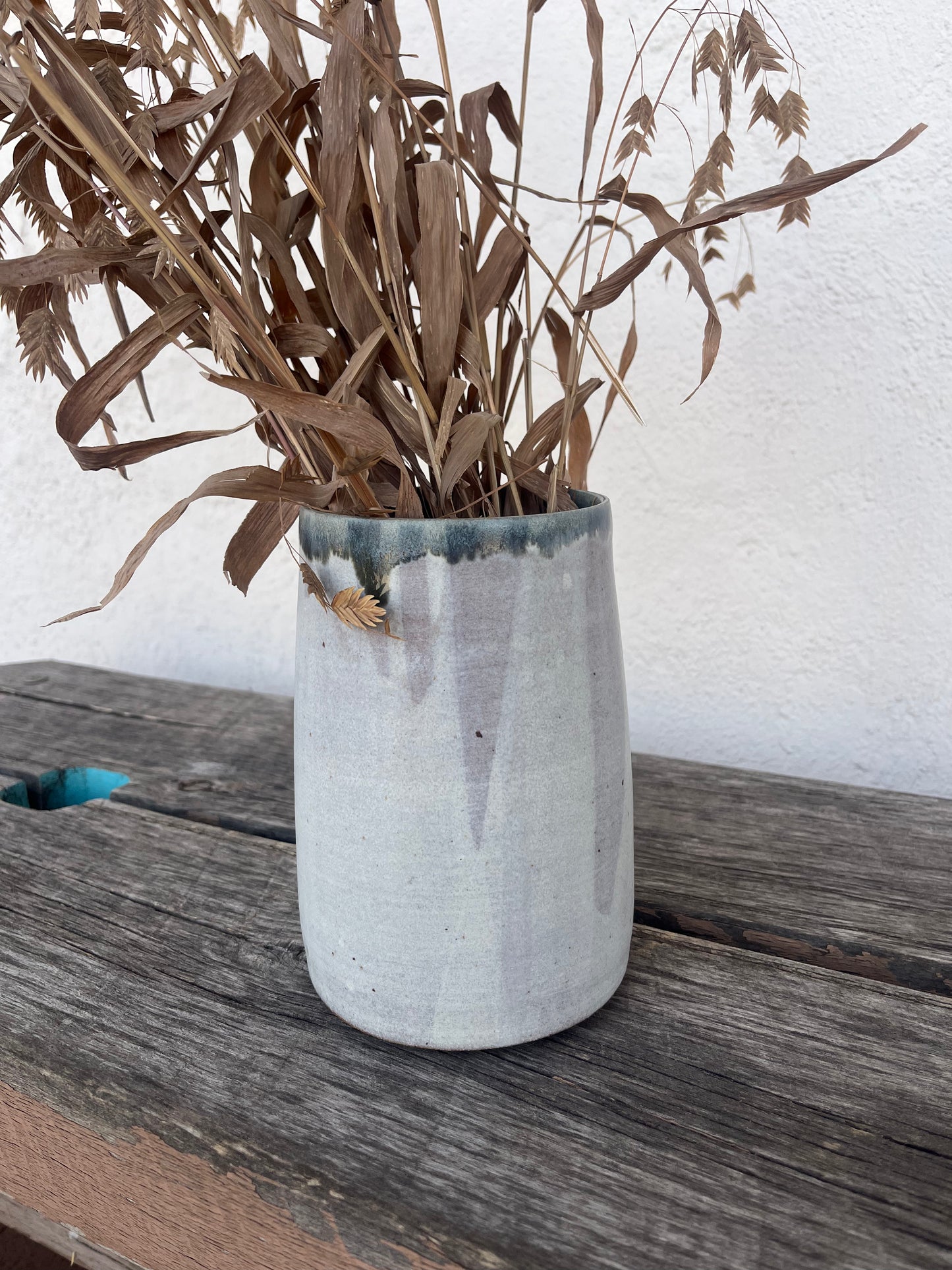 Off white vase with cobalt green interior - Stoneware