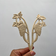 Load image into Gallery viewer, Wooden Utensil Set - Bird + Flowers
