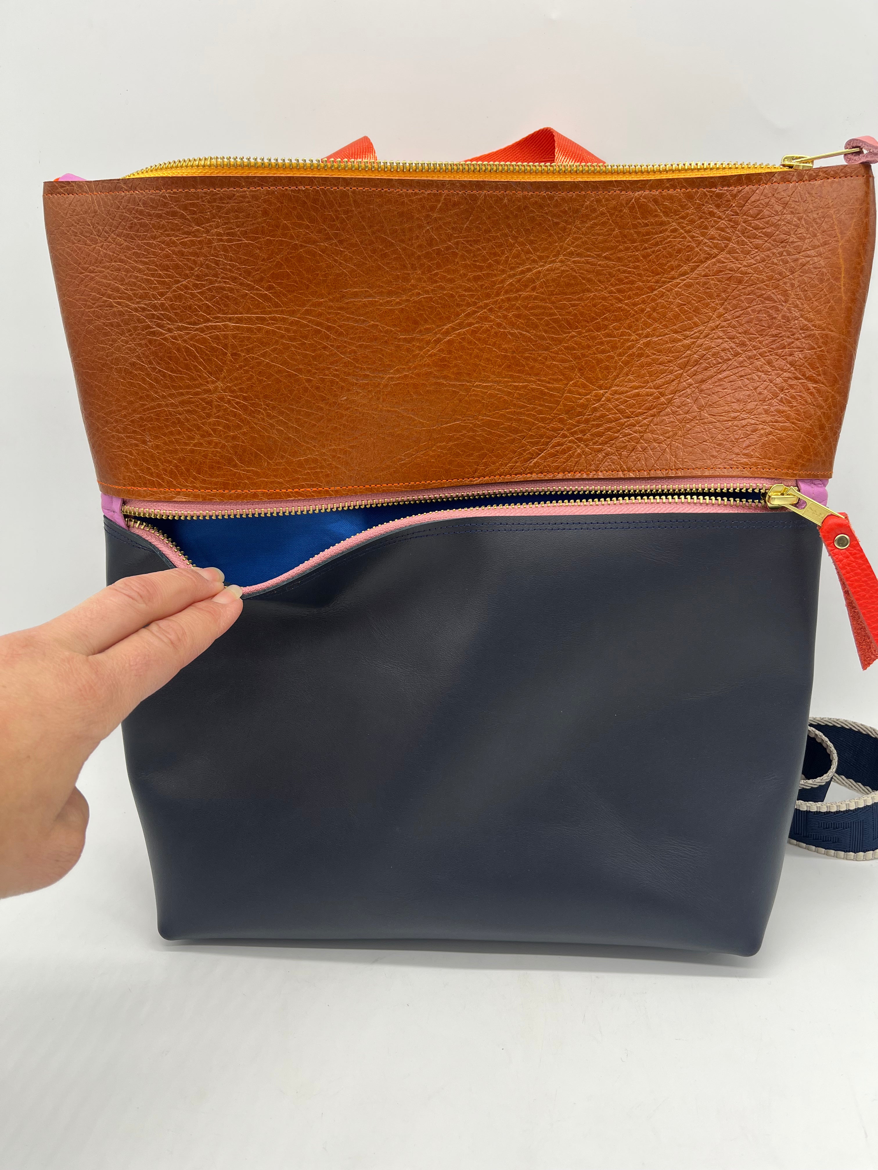 Ami Bag - Leather Backpack