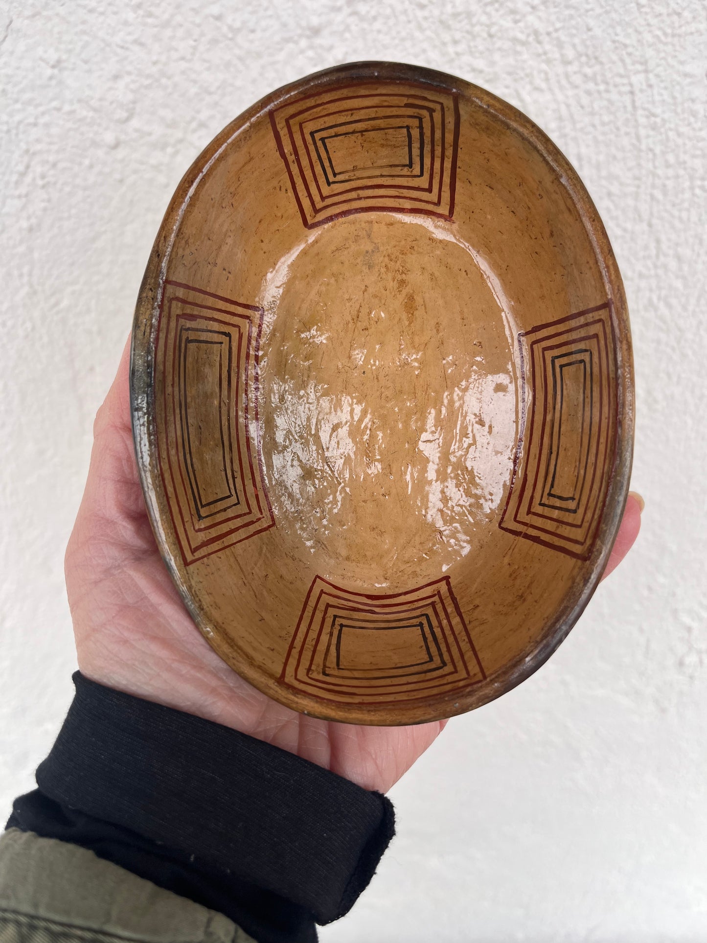 Awajun Ceramic Oval Bowl