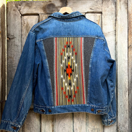 Vintage Wrangler Denim Jacket ~  Size 44 (Men's): commercially dyed yarns.