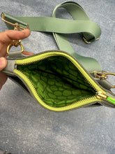 Load image into Gallery viewer, Crossbody bag small - two toned mint
