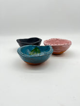 Load image into Gallery viewer, Mini  Bowls - colorful design
