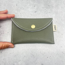 Load image into Gallery viewer, Solid Leather Wallet

