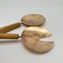 Load image into Gallery viewer, Salad servers - Set of 2
