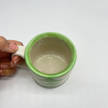 Load image into Gallery viewer, Green mug - Porcelain
