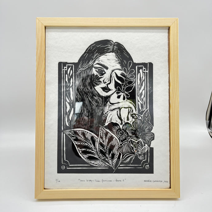 Women with flowers  ~ Serie Sisay - Linocut Print