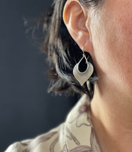 Aspen Leaf earrings - Organic and modern