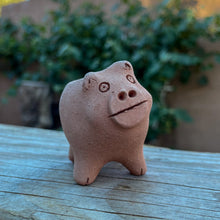 Load image into Gallery viewer, Little Piggie Terracota Planter
