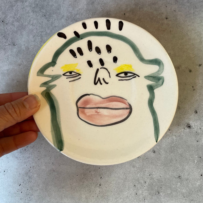 Dessert Plates -White plate green outline