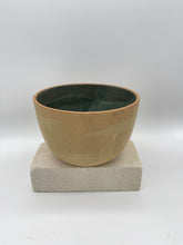 Load image into Gallery viewer, Assorted Planters ~ Straw ~ Stoneware
