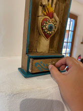 Load image into Gallery viewer, Retablo &quot;All Seeing Heart in Hand&quot;
