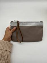 Load image into Gallery viewer, Ami Wristlet - Silver &amp; Gold
